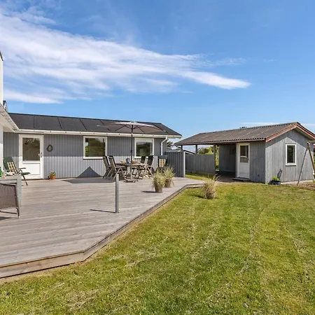 Wolfger - 350m From The Sea By Interhome *